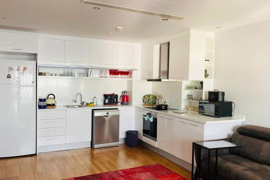 Lux 2 Room Suite Apartment With Seaview In Center Istanbul Eksteriør bilde